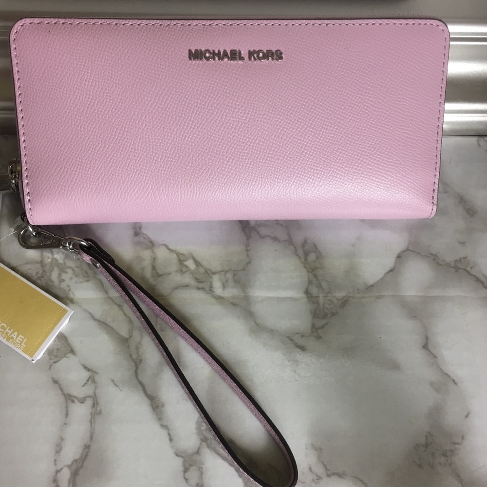 Michael Kors Continental Wallet
